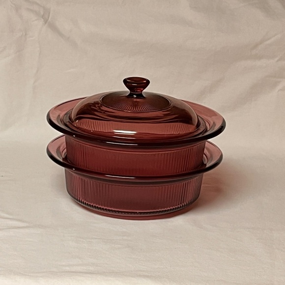 Pyrex Corning Cranberry Visions 1Qt. Casserole V-31-B Set of 2 and Lid V-1.5-C - Picture 8 of 8
